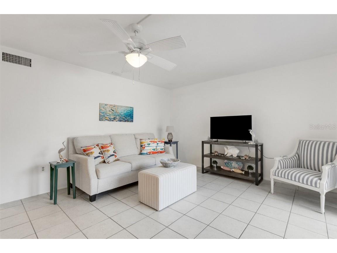 360 Base Avenue E #413 Venice FL 34285 N6138524 image13
