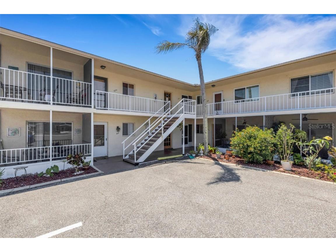 360 Base Avenue E #413 Venice FL 34285 N6138524 image2