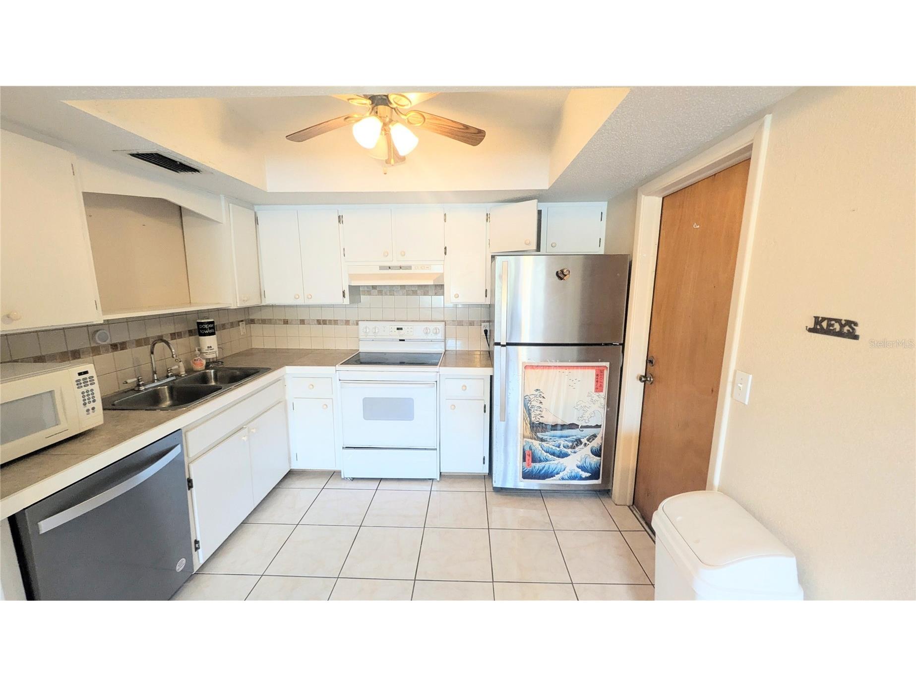 360 Base Avenue E #424 Venice FL 34285 A4683944 image7