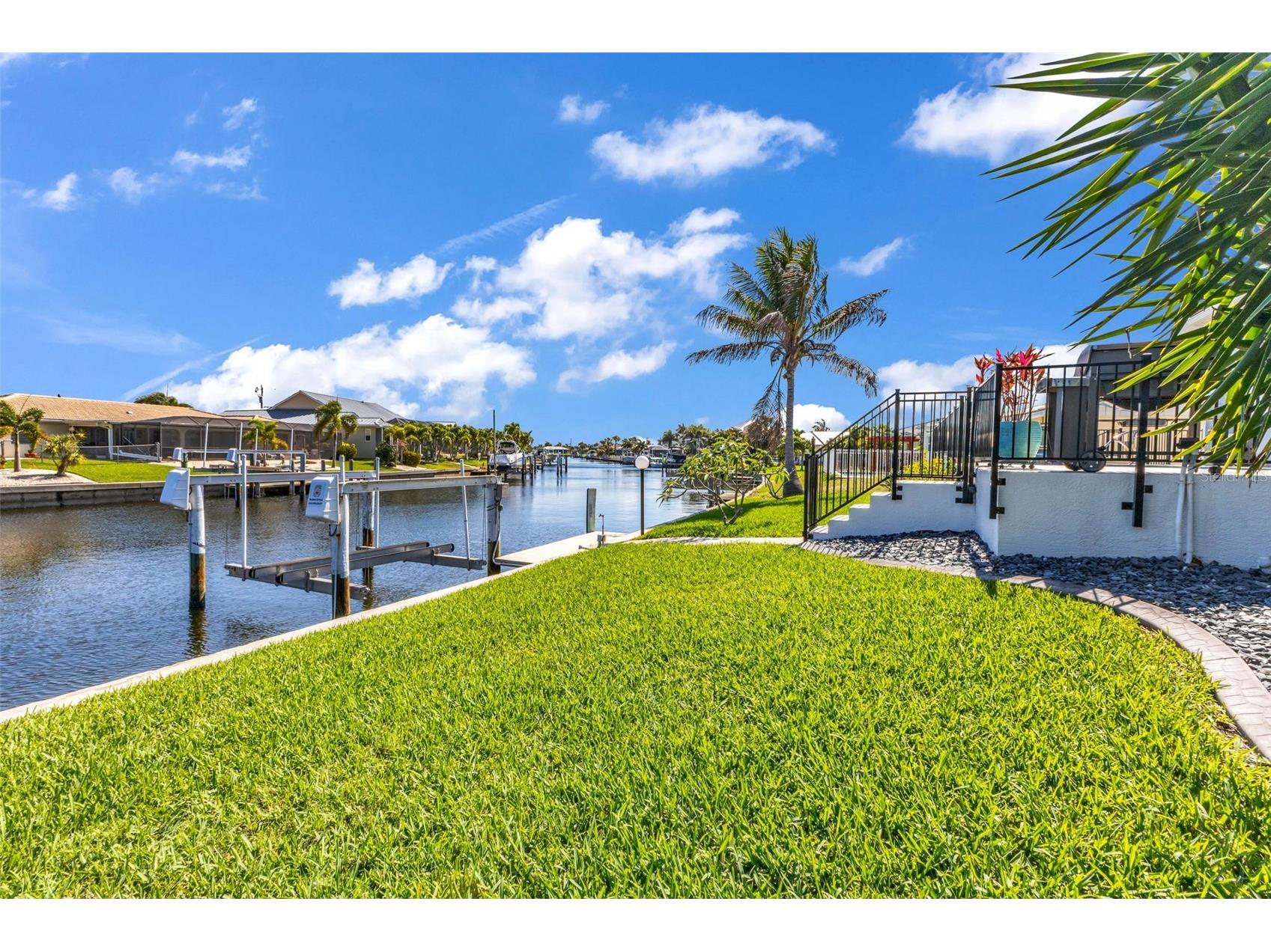360 Capri Isles Court Punta Gorda FL 33950 C7523247 image81