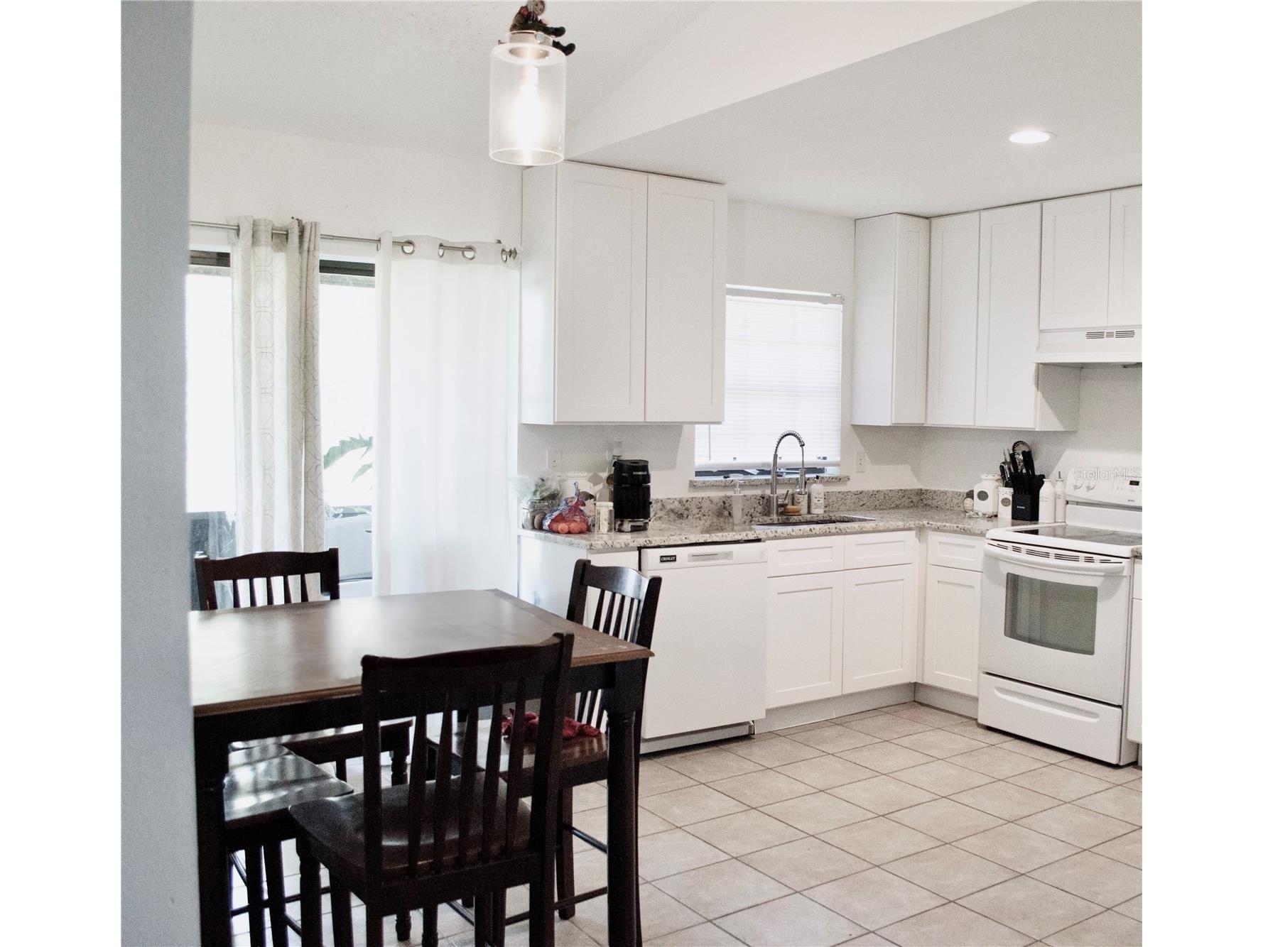 360 Cocoa Court Kissimmee FL 34758 S5142232 image2