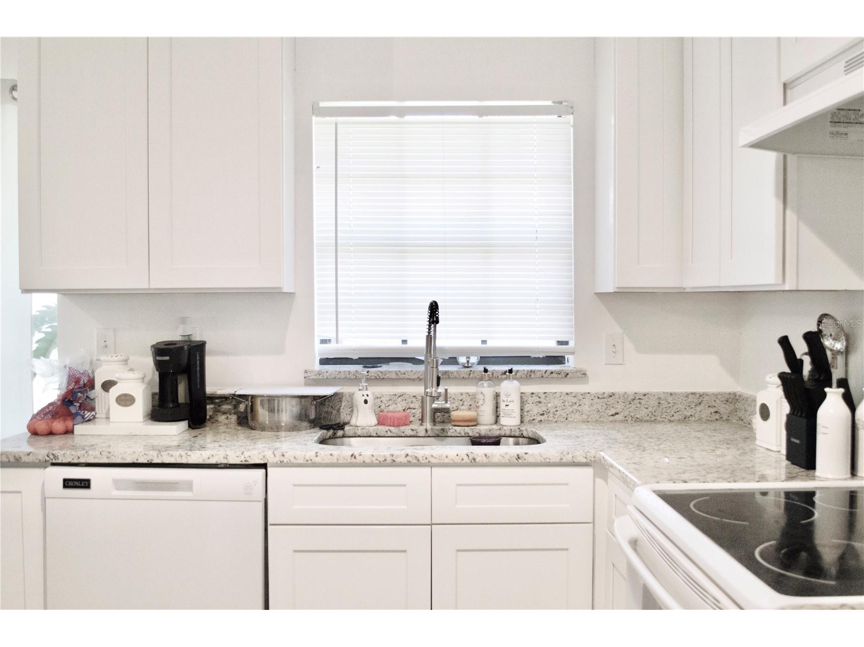 360 Cocoa Court Kissimmee FL 34758 S5142232 image3