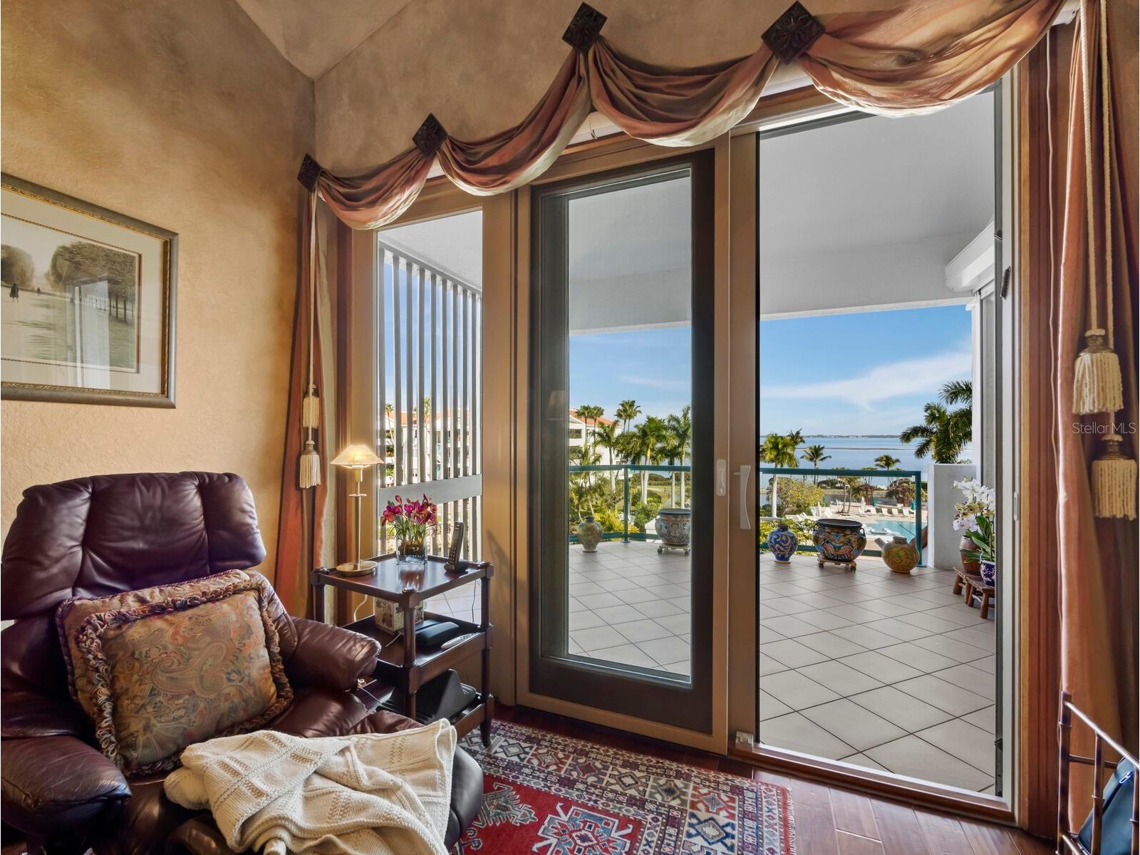 360 Gulf Of Mexico Drive #333 Longboat Key FL 34228 - SARASOTA BAY A4675387 image21