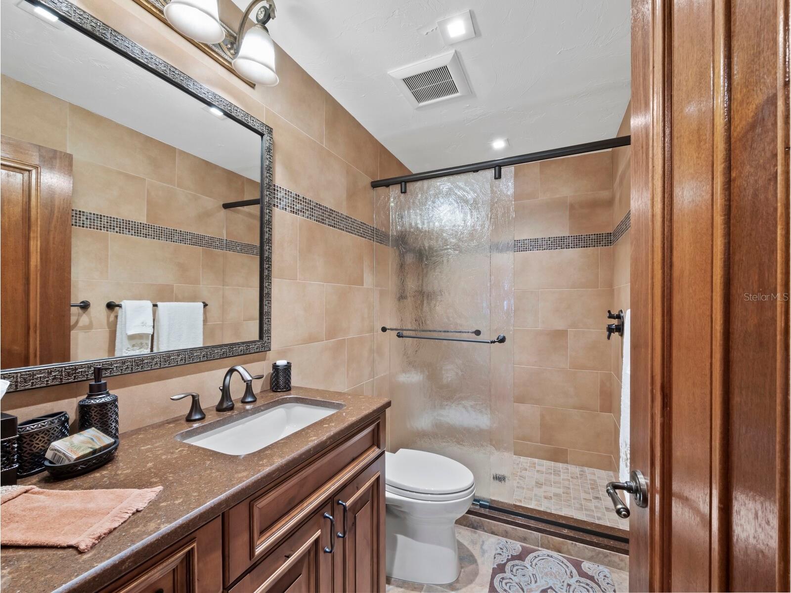 360 Gulf Of Mexico Drive #333 Longboat Key FL 34228 - SARASOTA BAY A4675387 image38