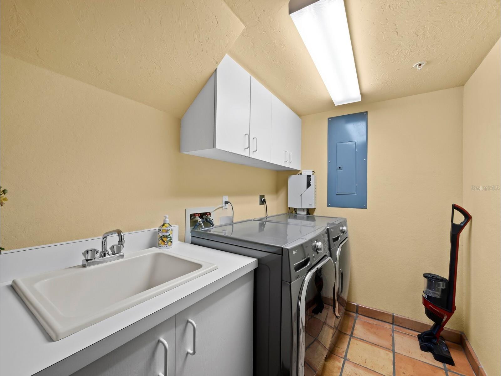 360 Gulf Of Mexico Drive #333 Longboat Key FL 34228 - SARASOTA BAY A4675387 image42