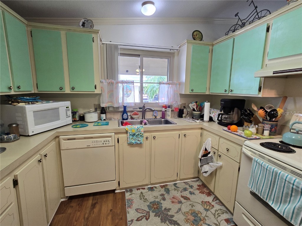 360 Melbourn Drive Haines City FL 33844 - LAKE HENRY P4932219 image21