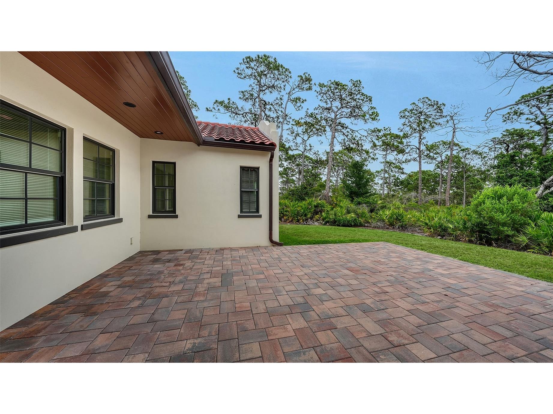 360 N Point Road Osprey FL 34229 A4695959 image25