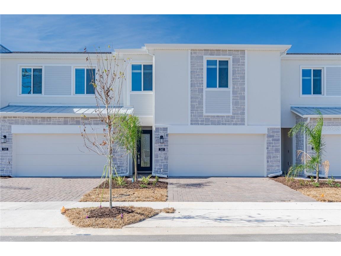 360 Nine Iron Drive Davenport FL 33896 O6160317 image1