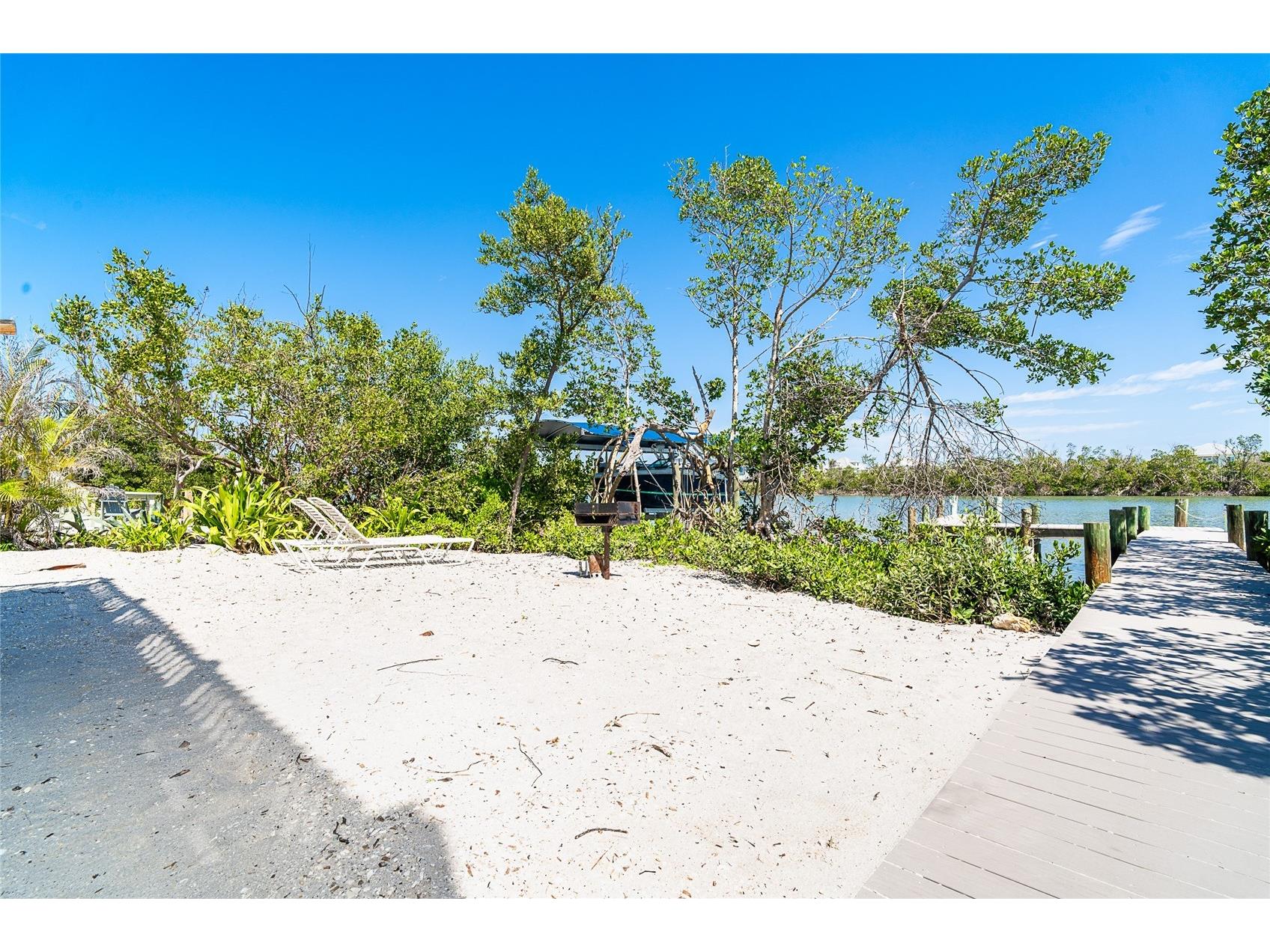 360 S Gulf Boulevard Placida FL 33946 - BOCILLA LAGOOON D6141333 image42