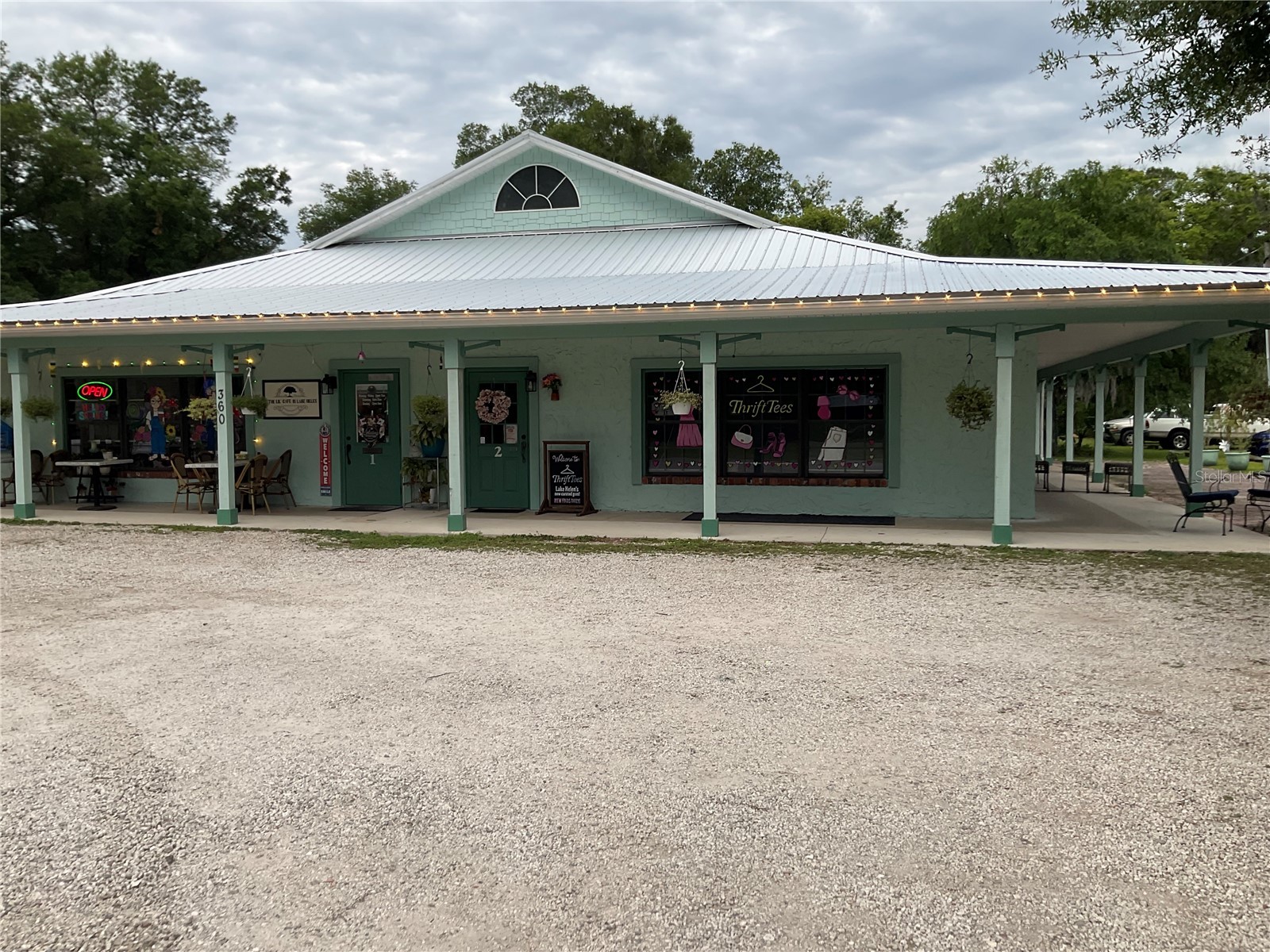 360 S Lakeview Drive Lake Helen FL 32744 V4948679 image1