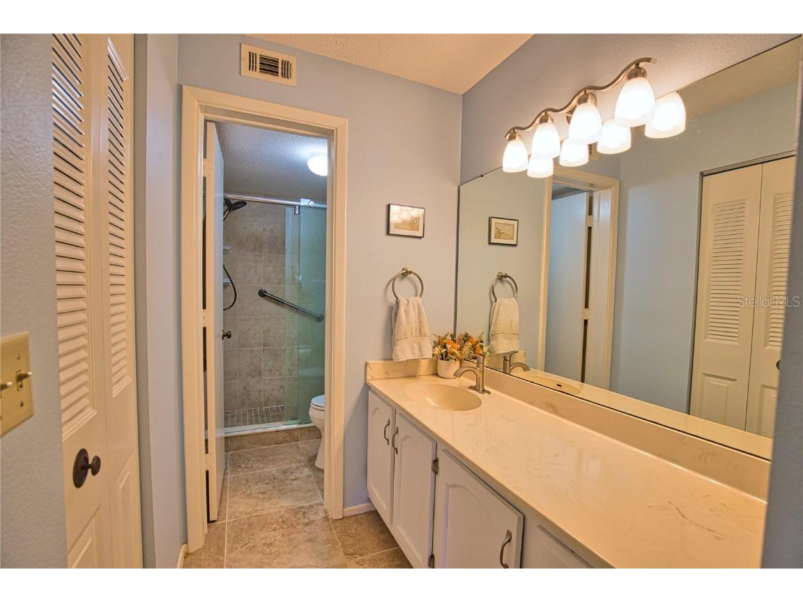 360 Three Lakes Lane #G Venice FL 34285 O6363082 image16