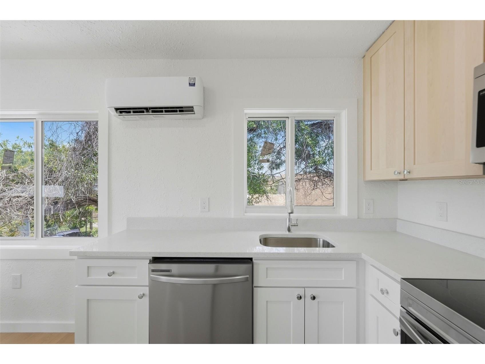 3600 1st Avenue S Saint Petersburg FL 33711 TB8513293 image35