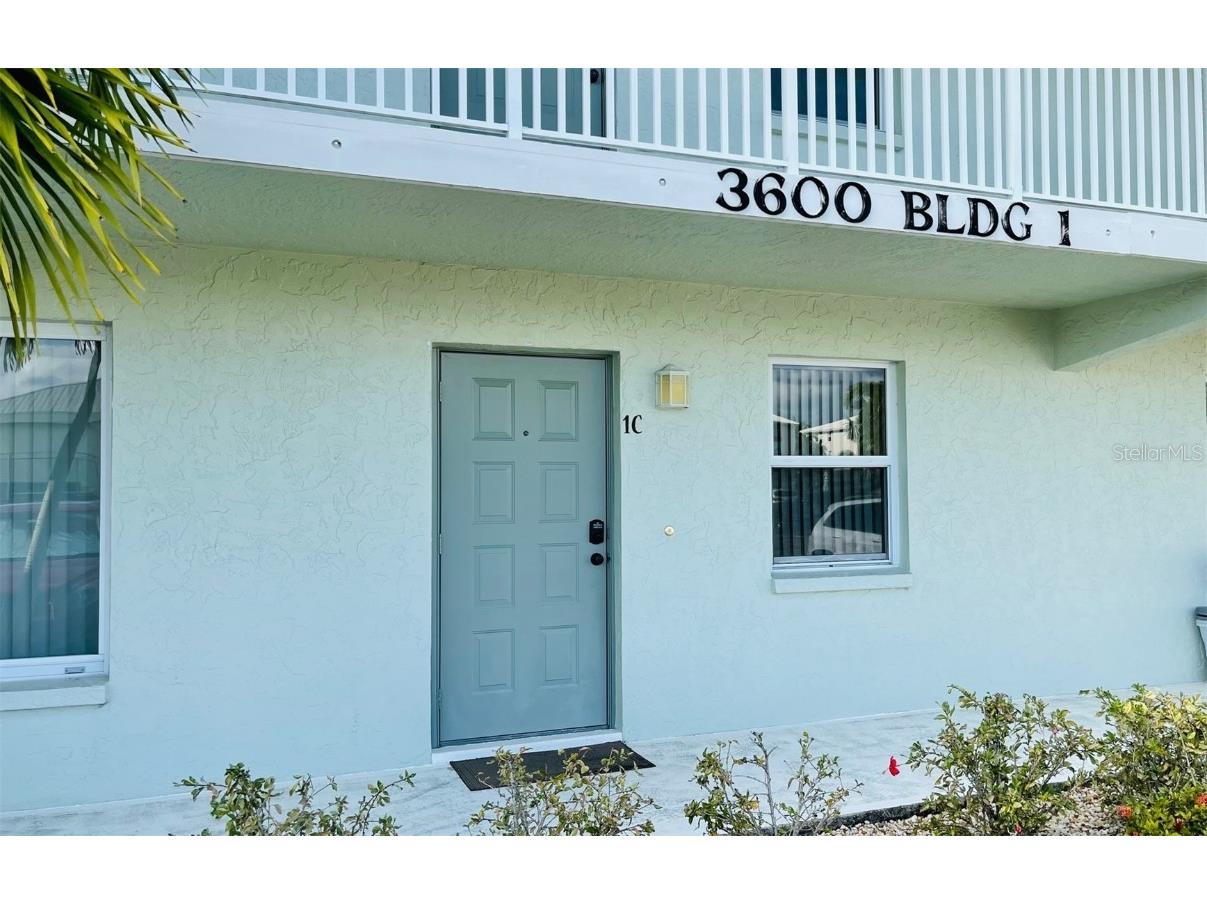 3600 Bal Harbor Boulevard #1C Punta Gorda FL 33950 - ALBATROSS CANAL C7454678 image1