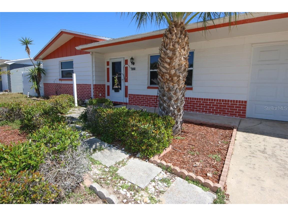 3600 Winder Drive Holiday FL 34691 W7873815 image1