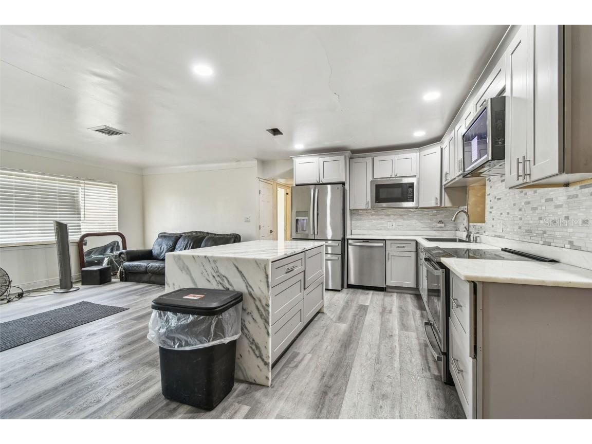 3601 27th Avenue S Saint Petersburg FL 33711 TB8400728 image10