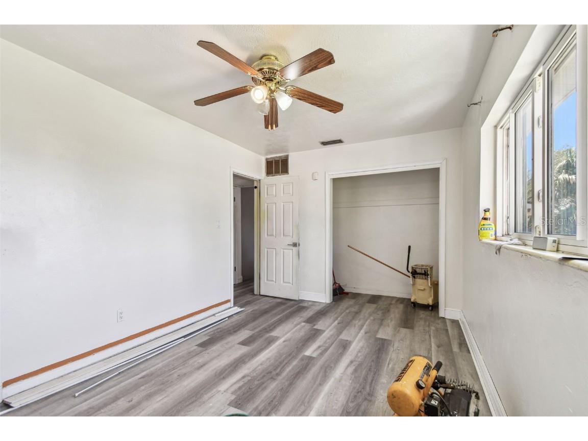 3601 27th Avenue S Saint Petersburg FL 33711 TB8400728 image26