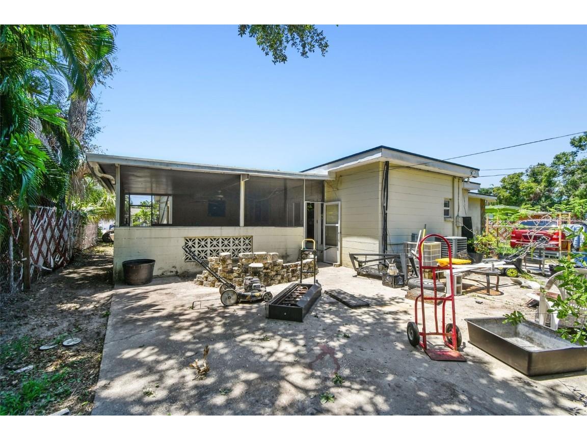 3601 27th Avenue S Saint Petersburg FL 33711 TB8400728 image39