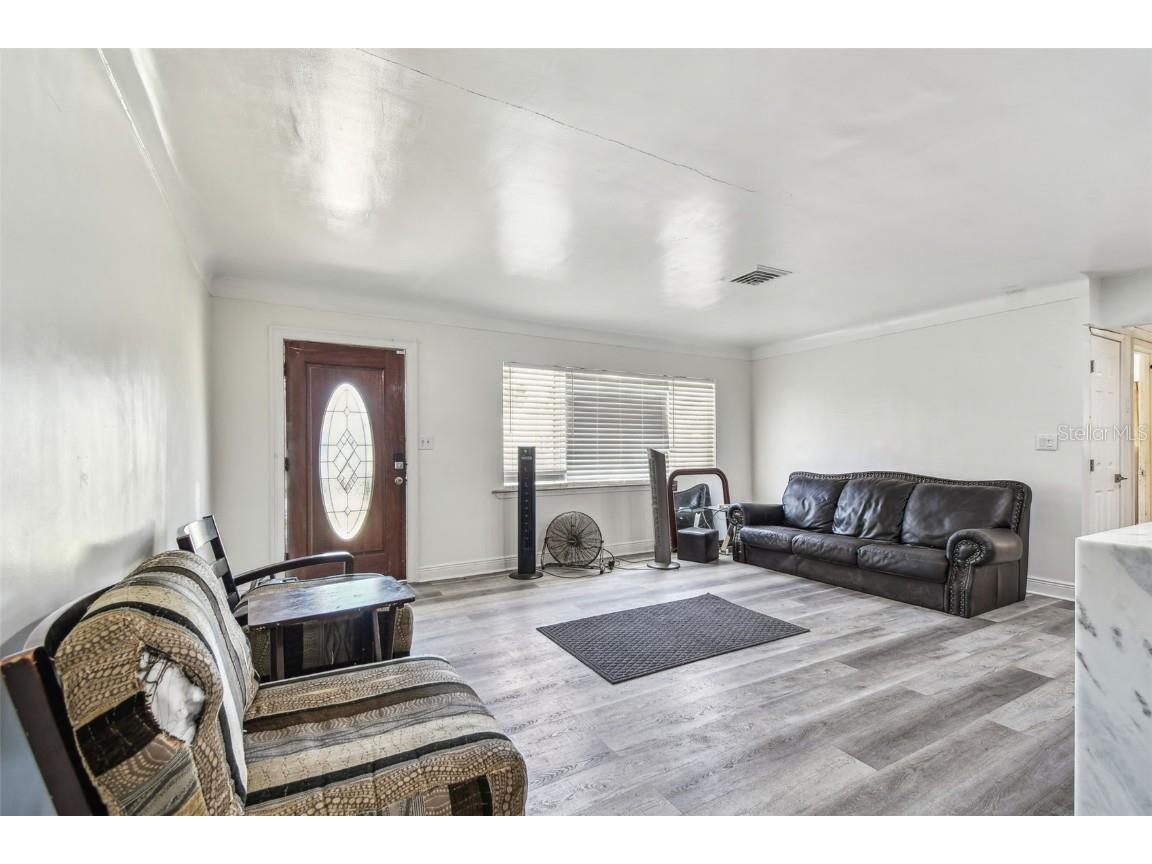 3601 27th Avenue S Saint Petersburg FL 33711 TB8400728 image7