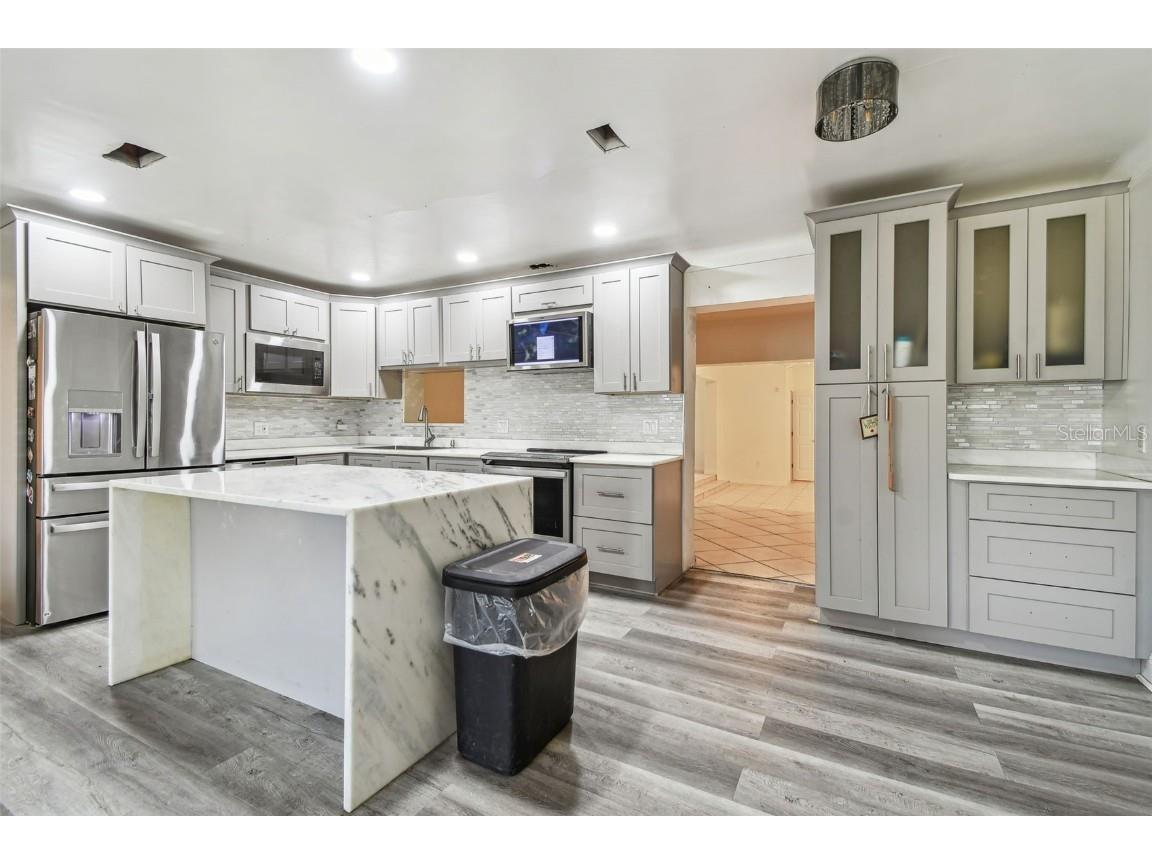 3601 27th Avenue S Saint Petersburg FL 33711 TB8400728 image9