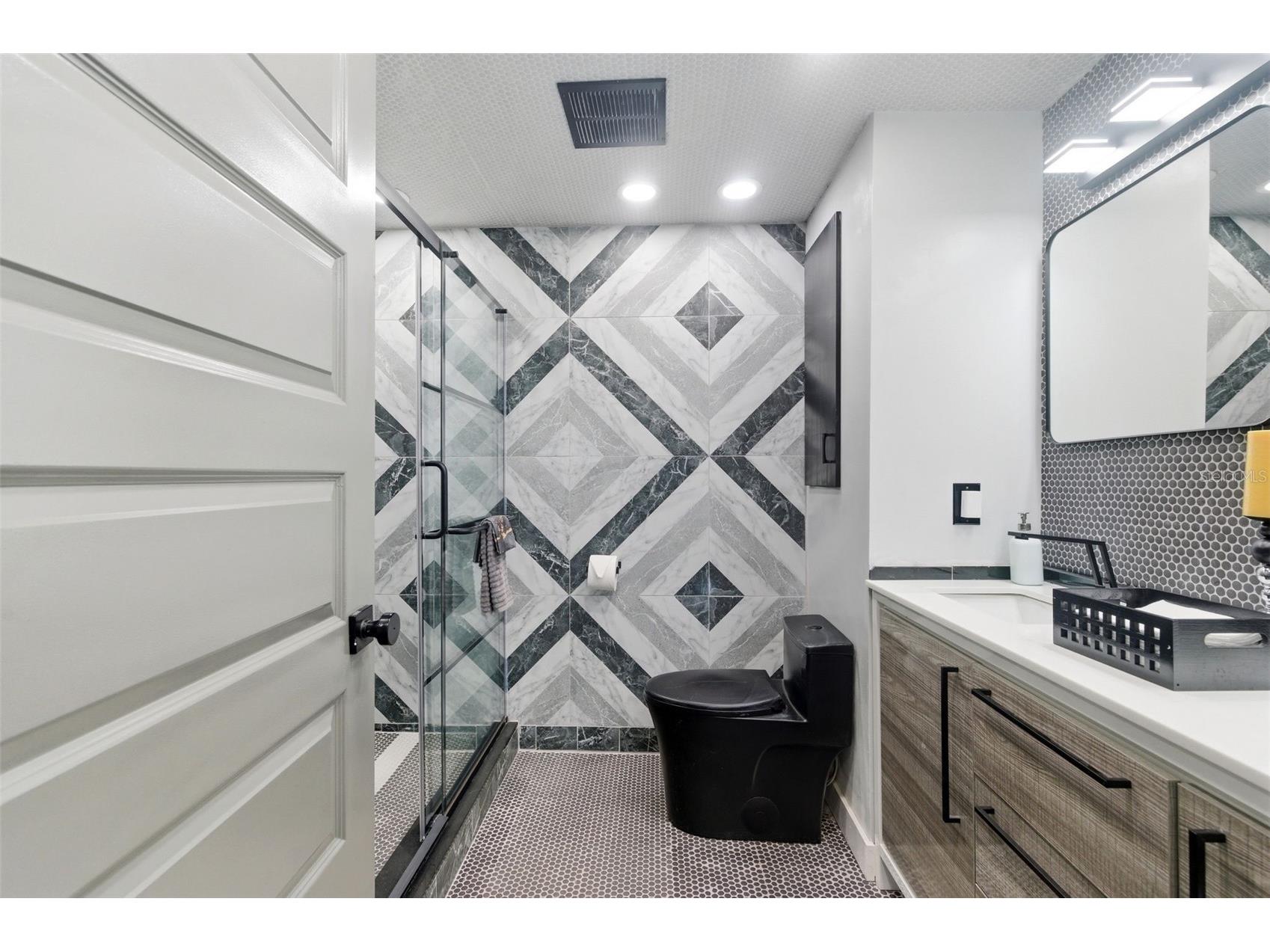 3601 2nd Avenue N Saint Petersburg FL 33713 TB8486217 image54