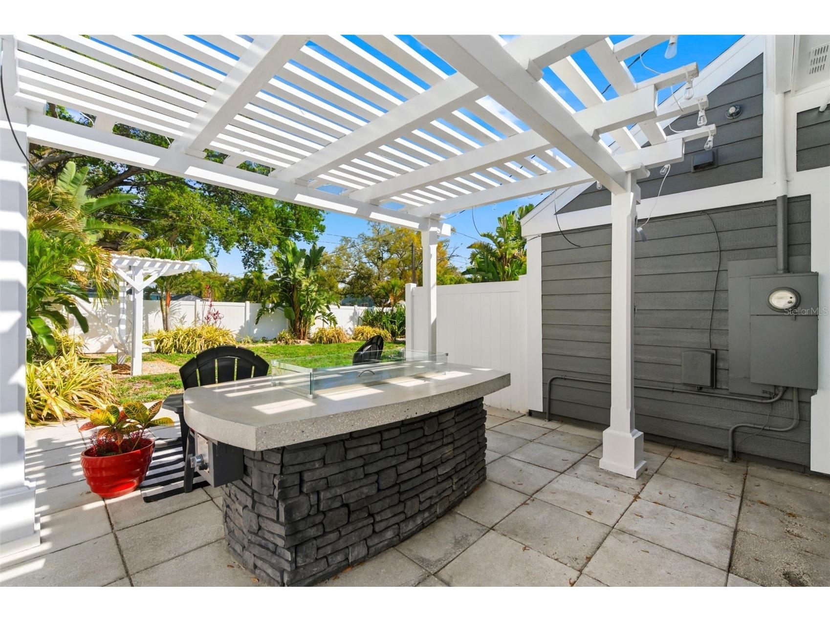 3601 2nd Avenue N Saint Petersburg FL 33713 TB8486217 image72