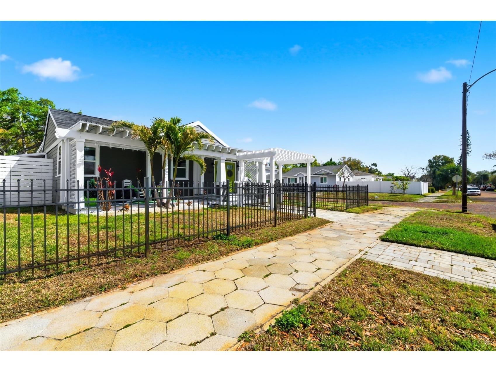3601 2nd Avenue N Saint Petersburg FL 33713 TB8486217 image84