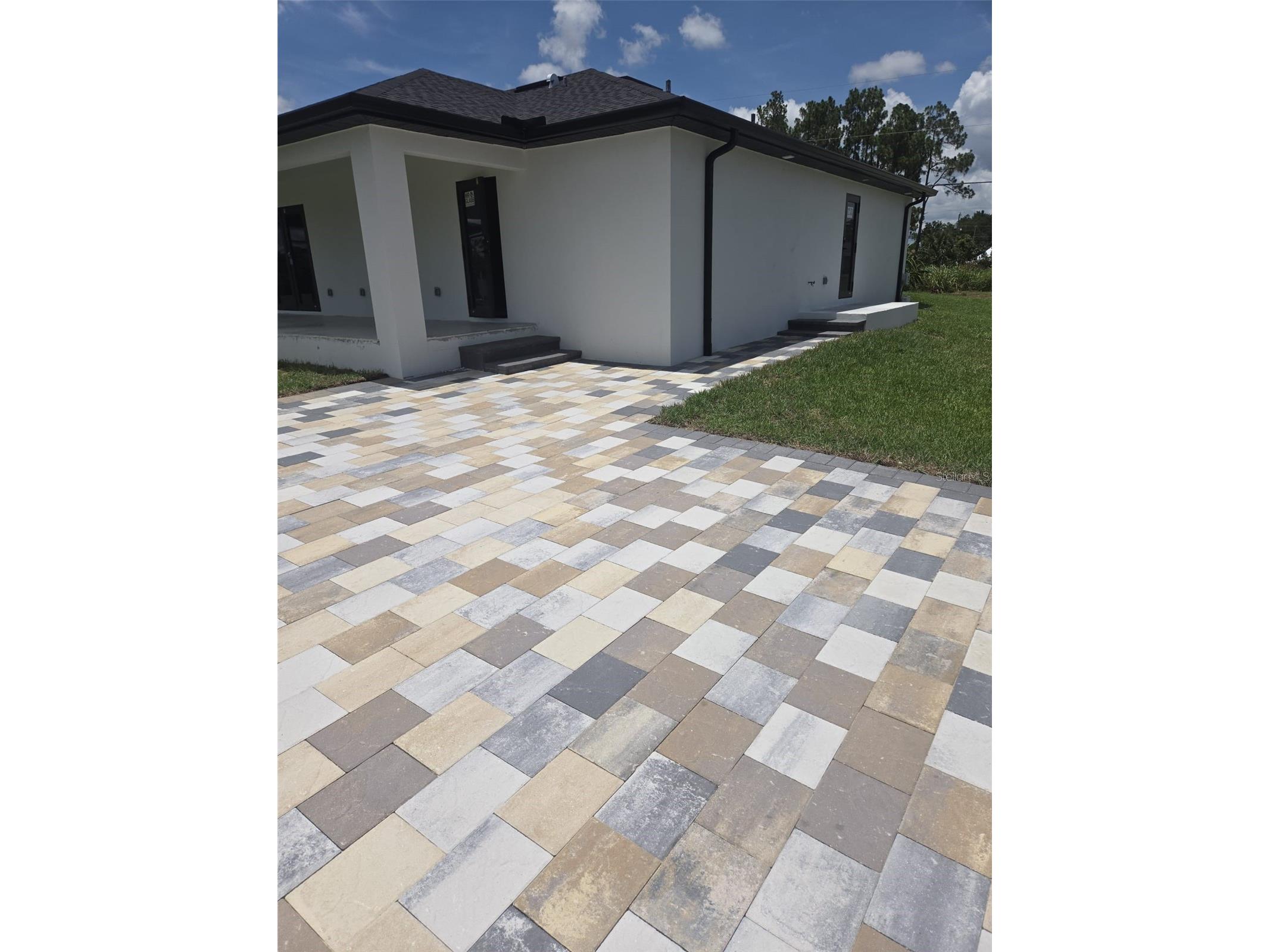 3601 5th Street SW Lehigh Acres FL 33976 TB8523924 image1
