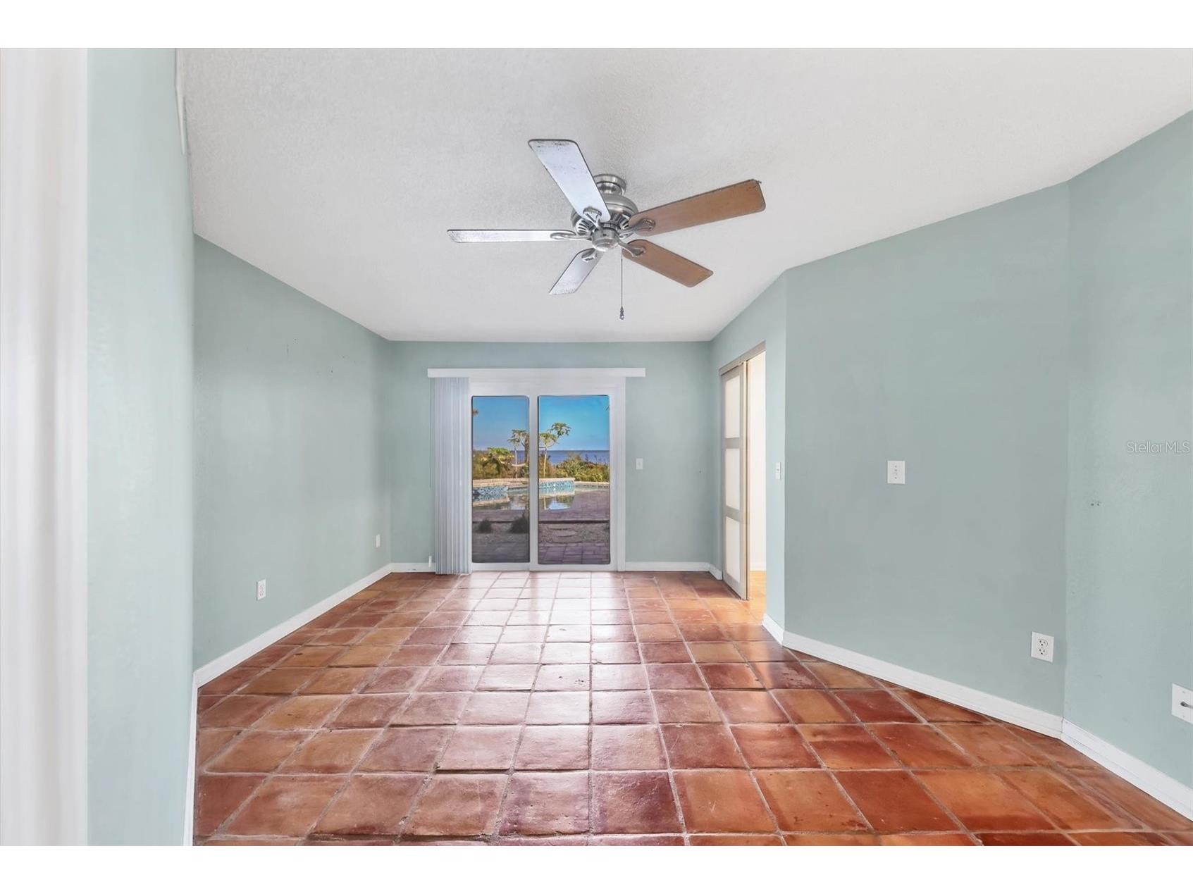 3601 Coquina Key Drive SE Saint Petersburg FL 33705 TB8464803 image25