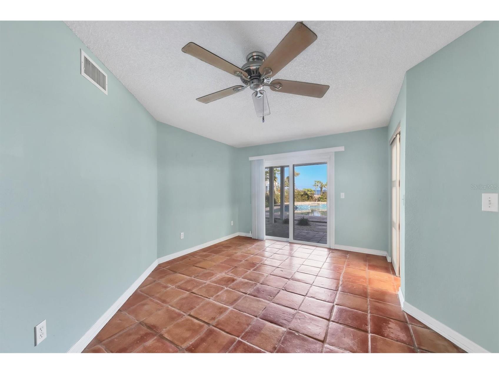 3601 Coquina Key Drive SE Saint Petersburg FL 33705 TB8464803 image26