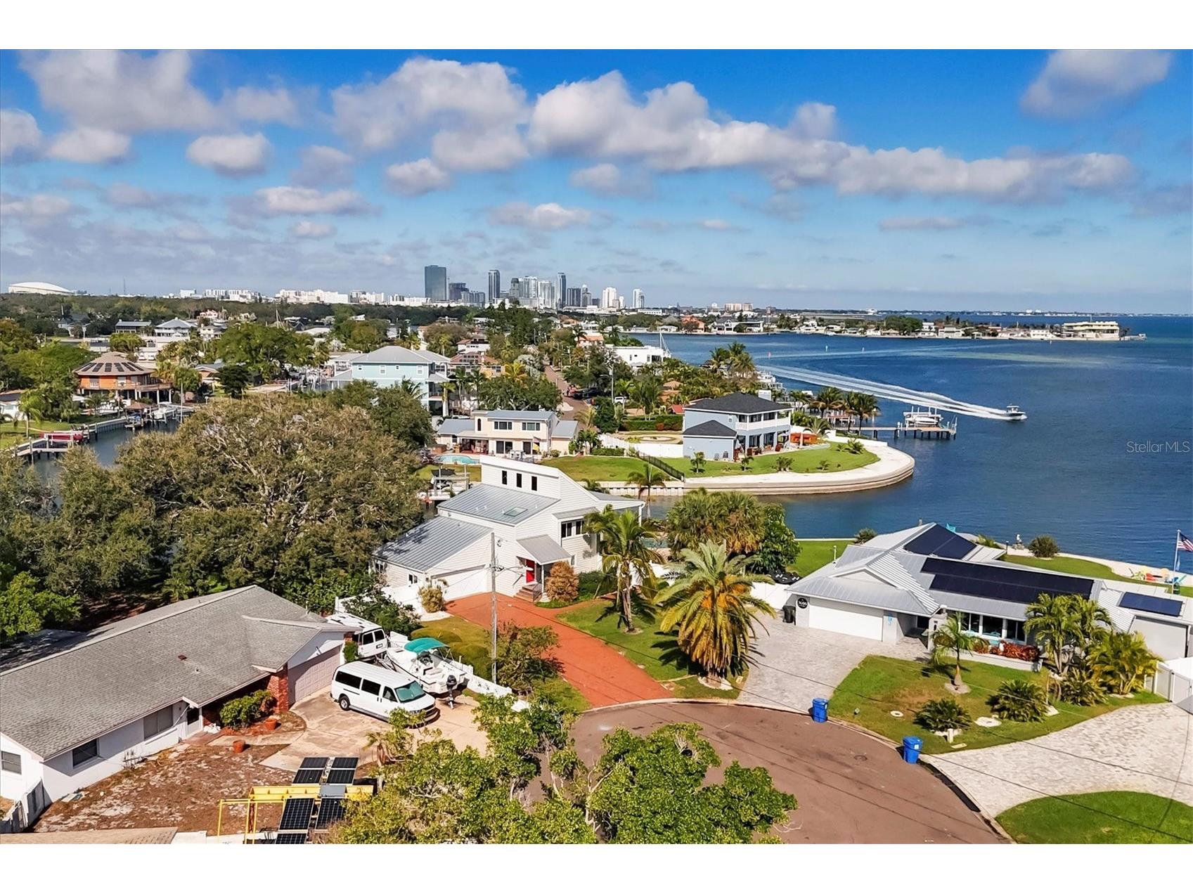 3601 Coquina Key Drive SE Saint Petersburg FL 33705 TB8464803 image3