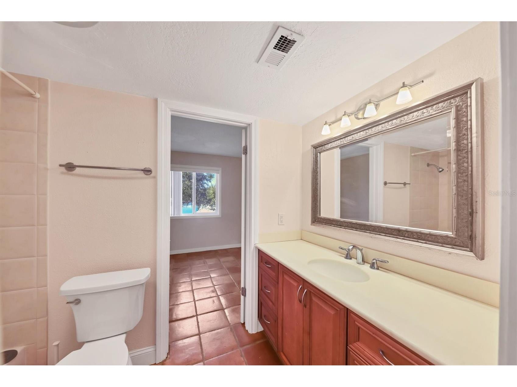 3601 Coquina Key Drive SE Saint Petersburg FL 33705 TB8464803 image30