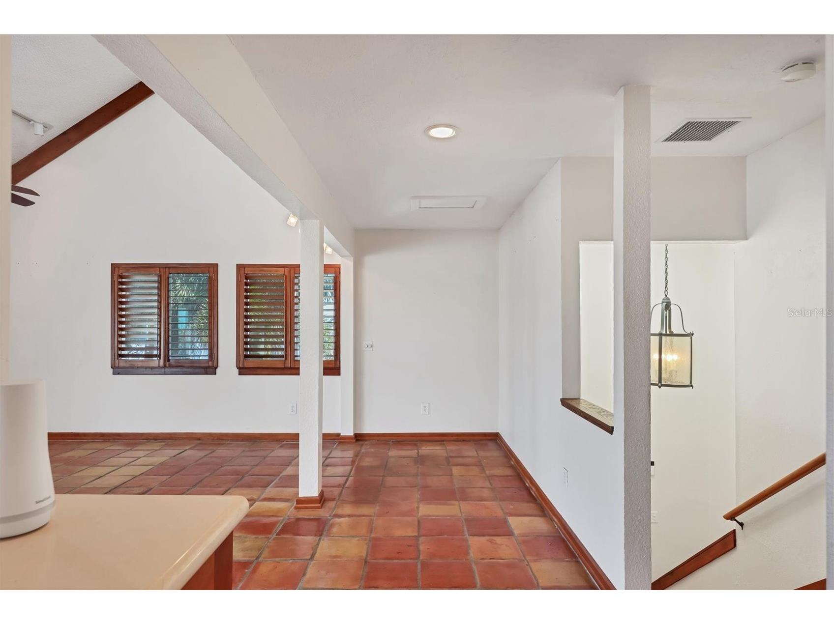 3601 Coquina Key Drive SE Saint Petersburg FL 33705 TB8464803 image8