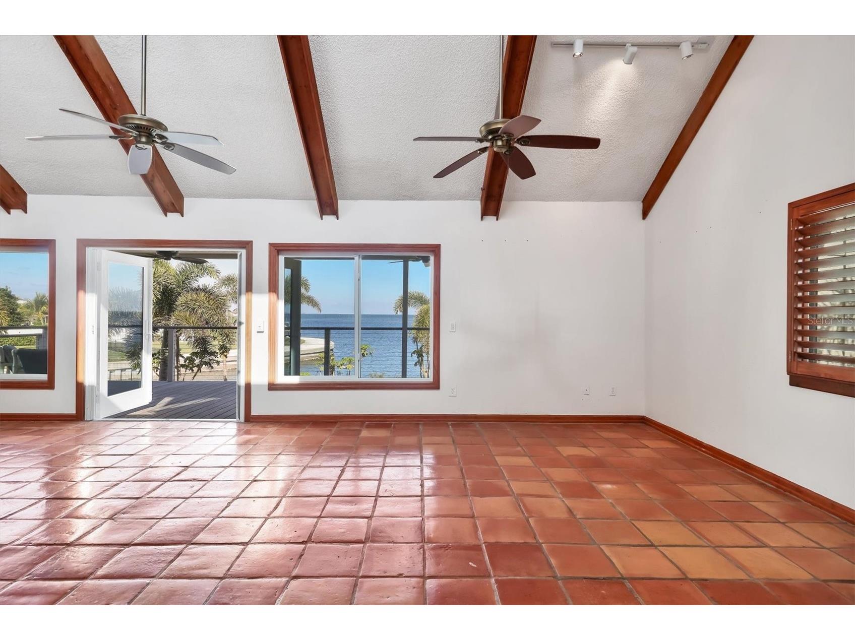 3601 Coquina Key Drive SE Saint Petersburg FL 33705 TB8464803 image9