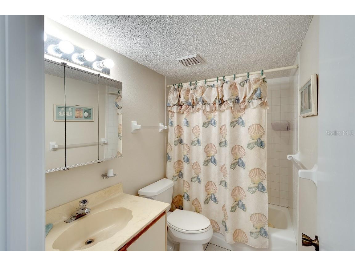 3601 E Bay Drive #102 Holmes Beach FL 34217 A4674147 image16