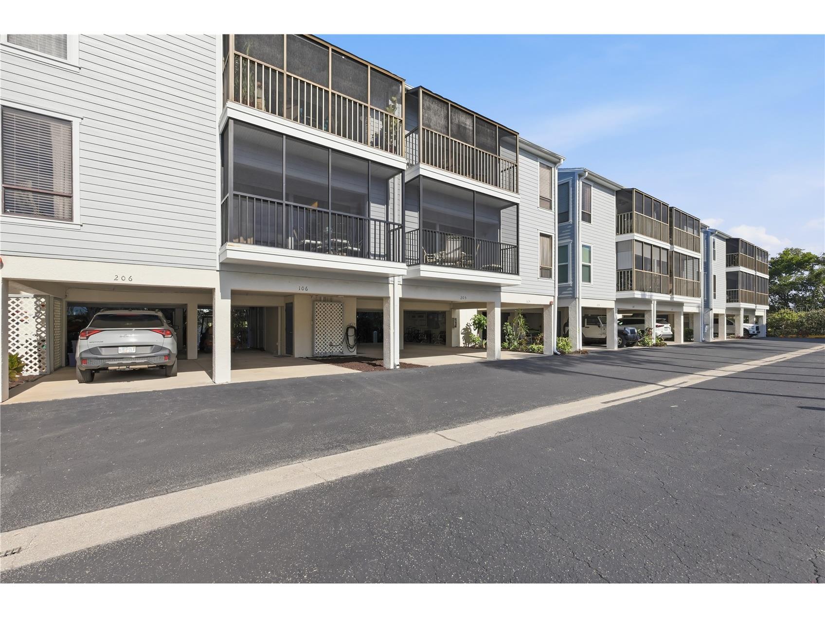 3601 E Bay Drive #106 Holmes Beach FL 34217 A4677347 image1