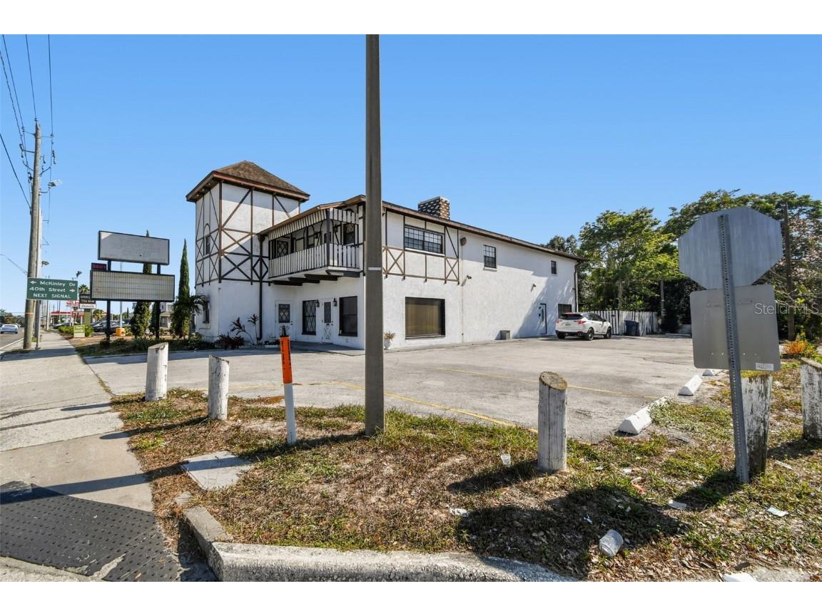 3601 E Busch Boulevard Tampa FL 33612 OM714566 image5