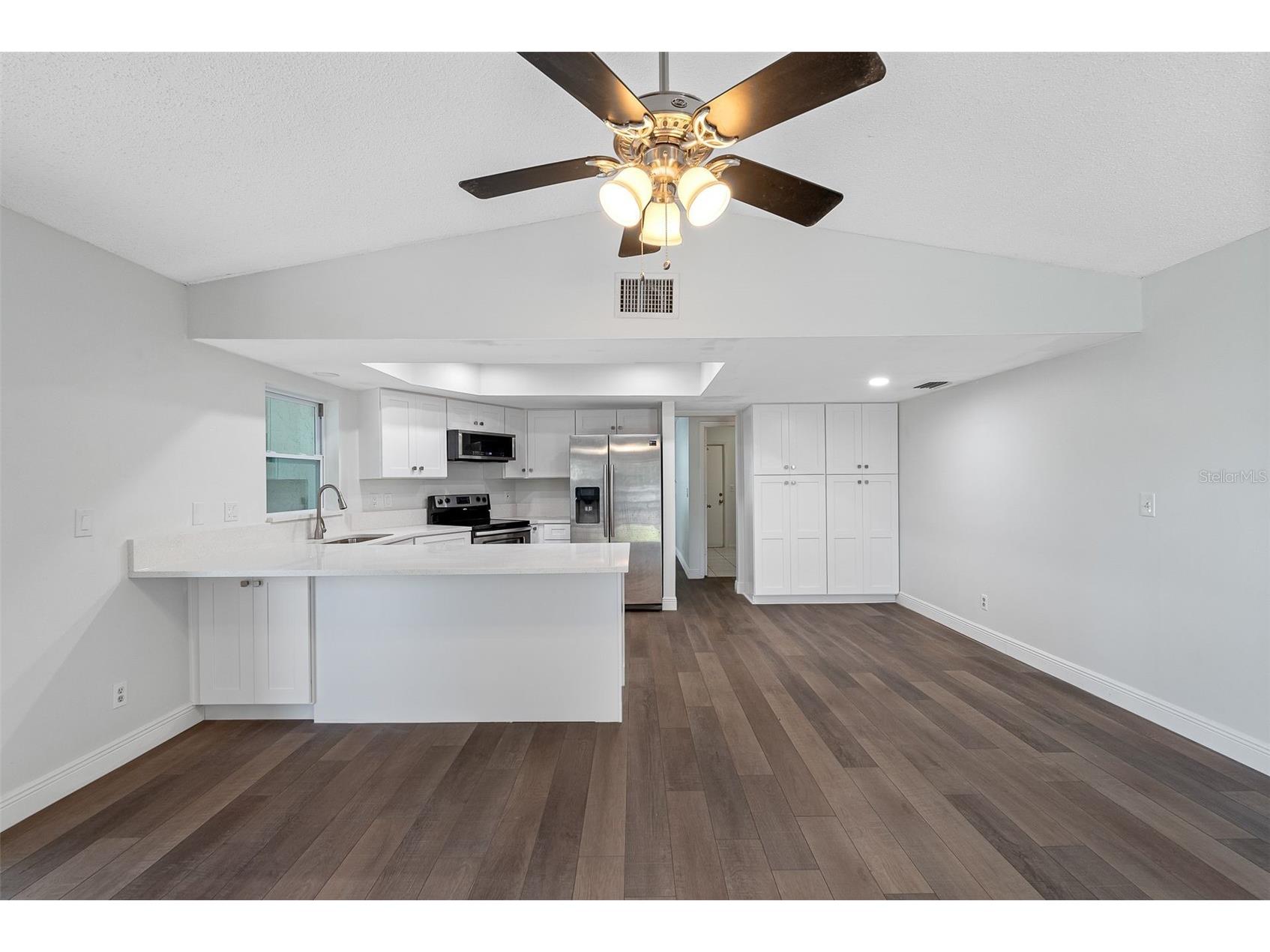 3601 Fairway Forest Circle Palm Harbor FL 34685 TB8515267 image3