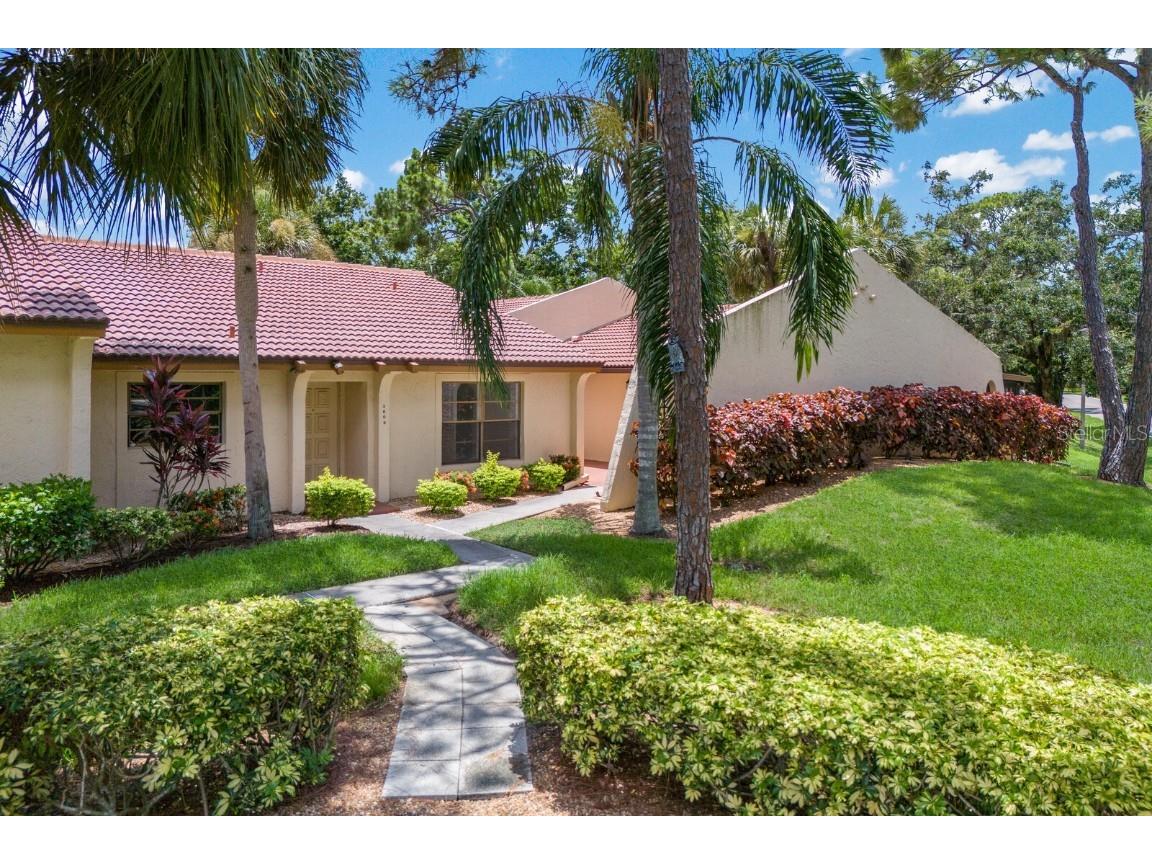 3601 Longmeadow #48 Sarasota FL 34235 A4617424 image1