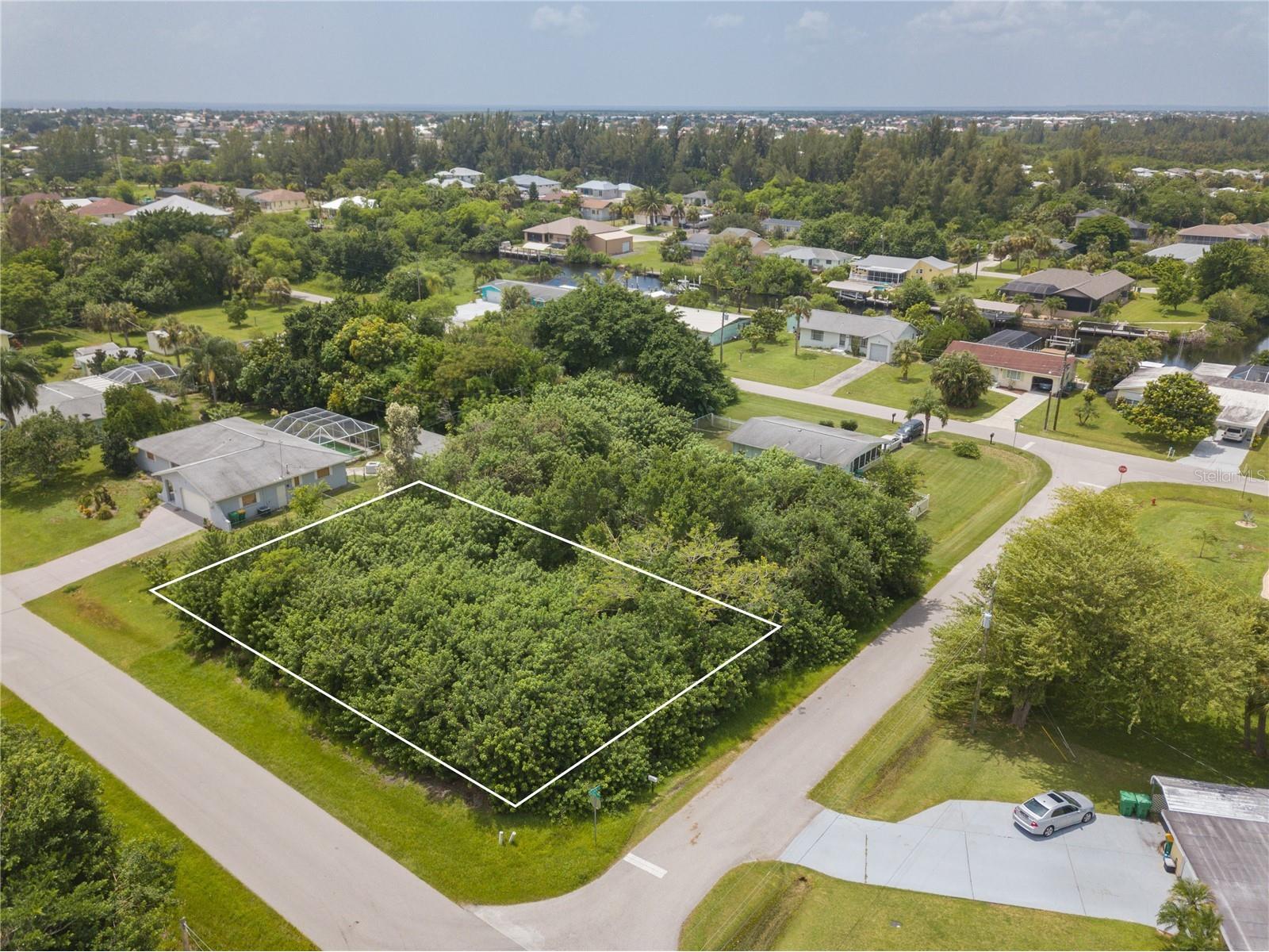 3601 Palm Drive Punta Gorda FL 33950 C7522436 image1