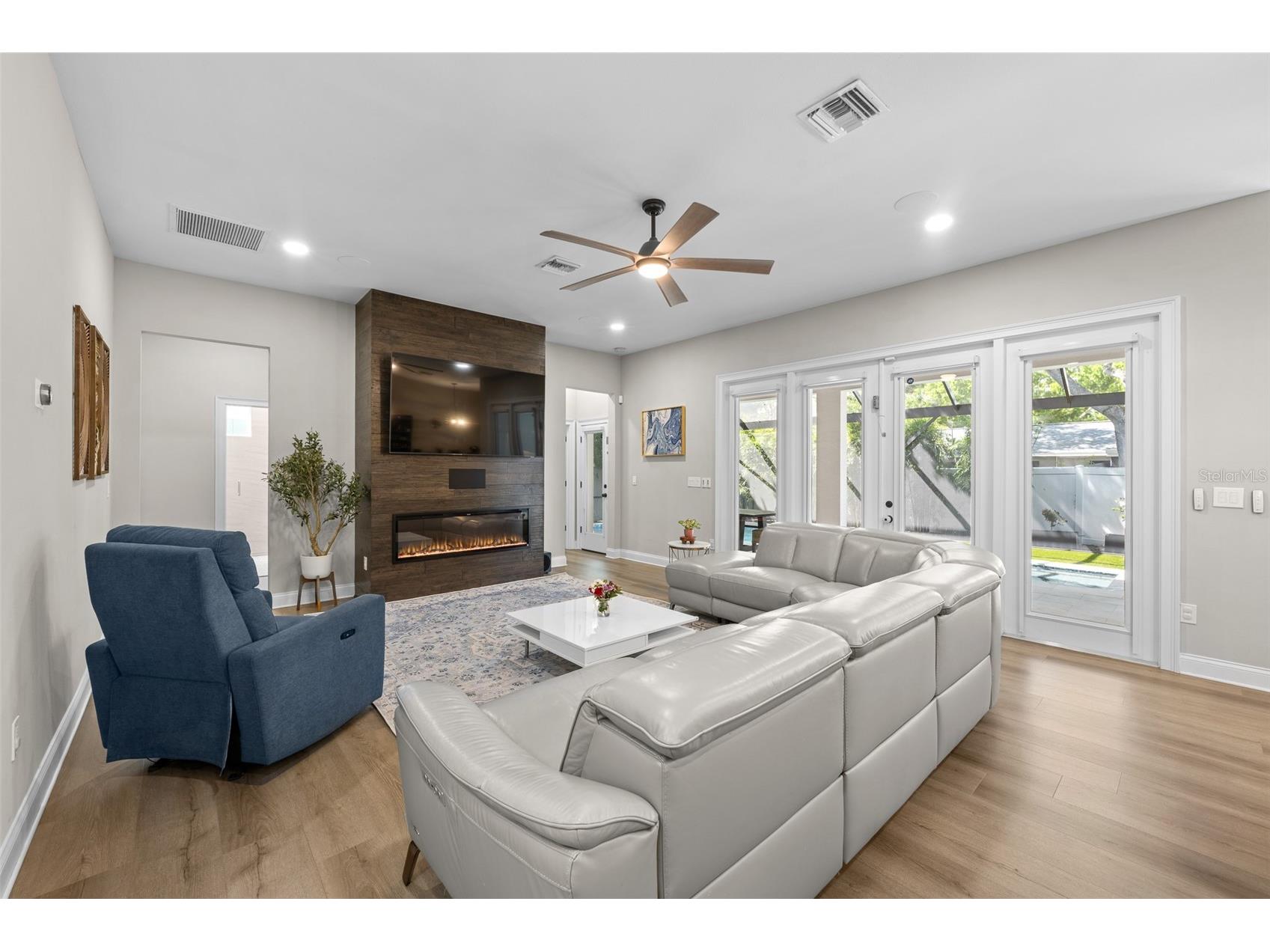 3601 W Rogers Avenue Tampa FL 33611 TB8497225 image9