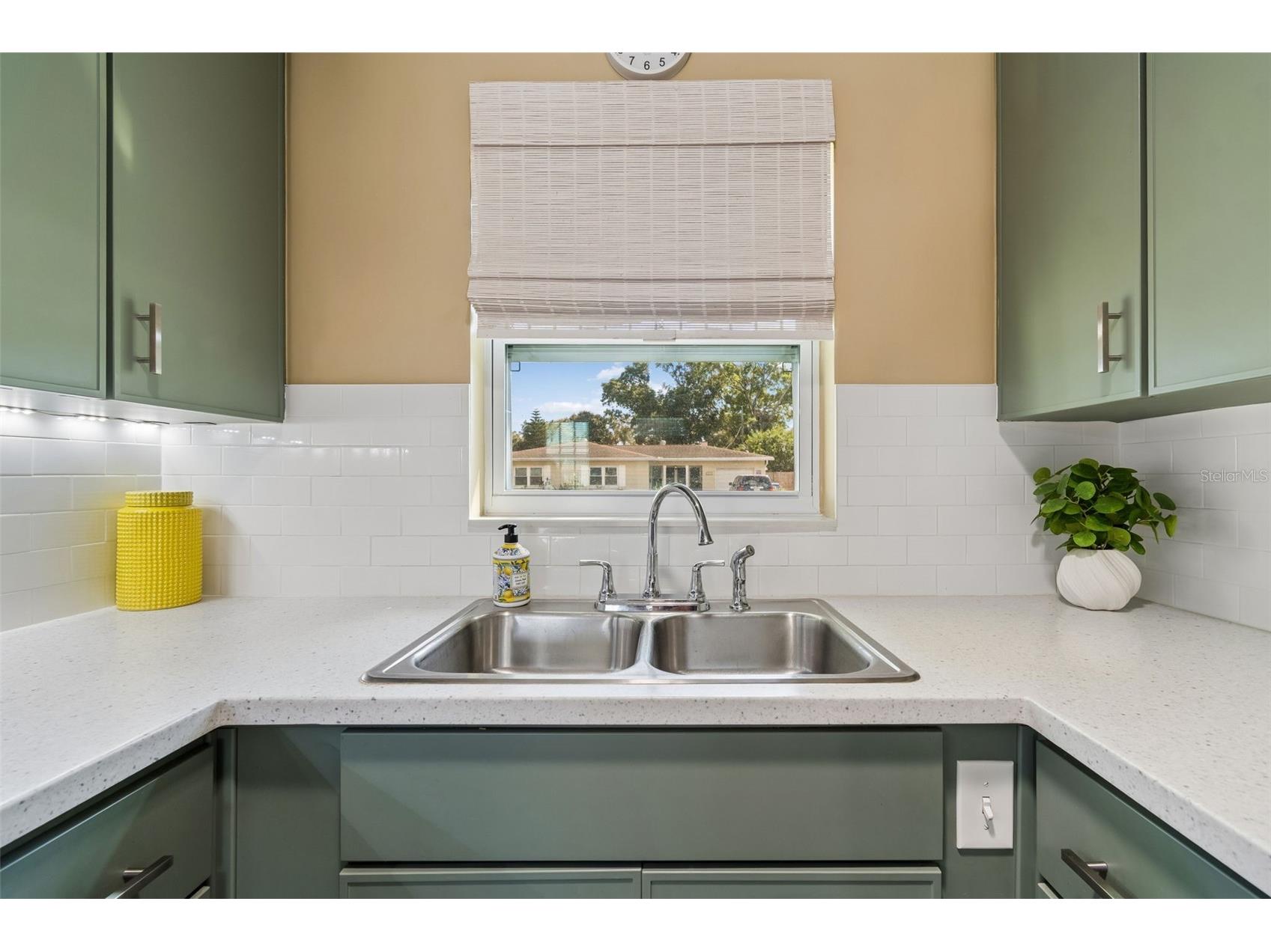 3601 Yardley Avenue N Saint Petersburg FL 33713 TB8489775 image17