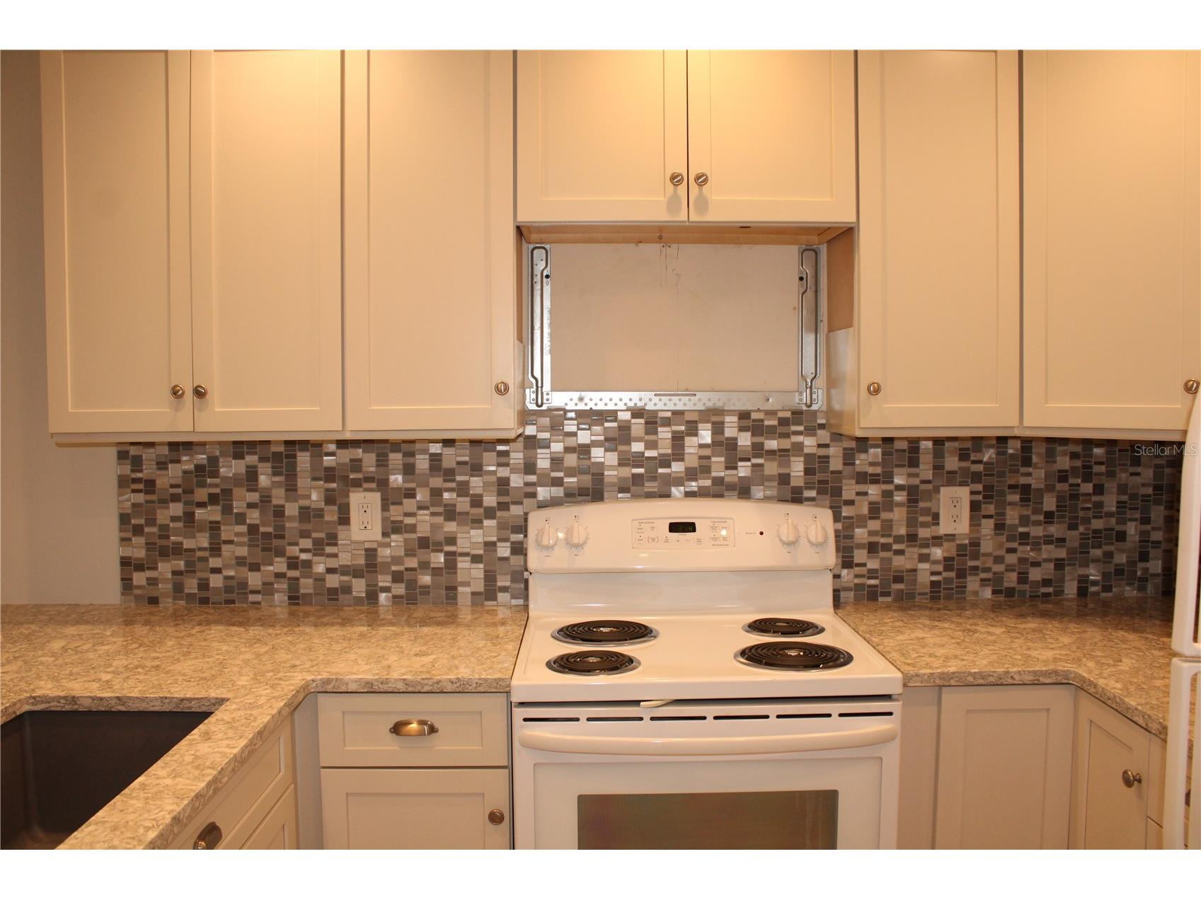 3602 54th Street W #D1 Bradenton FL 34209 A4699313 image3