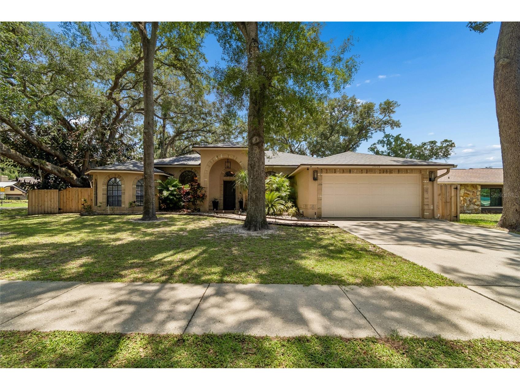 3602 Arlington Oaks Court Tampa FL 33618 TB8510163 image3