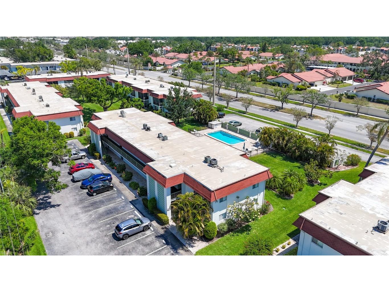 3602 Beneva Road #405 Sarasota FL 34239 A4648676 image1