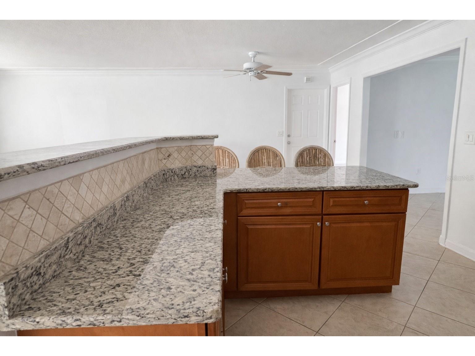 3602 Cambridge Drive W Bradenton FL 34205 A4689517 image5