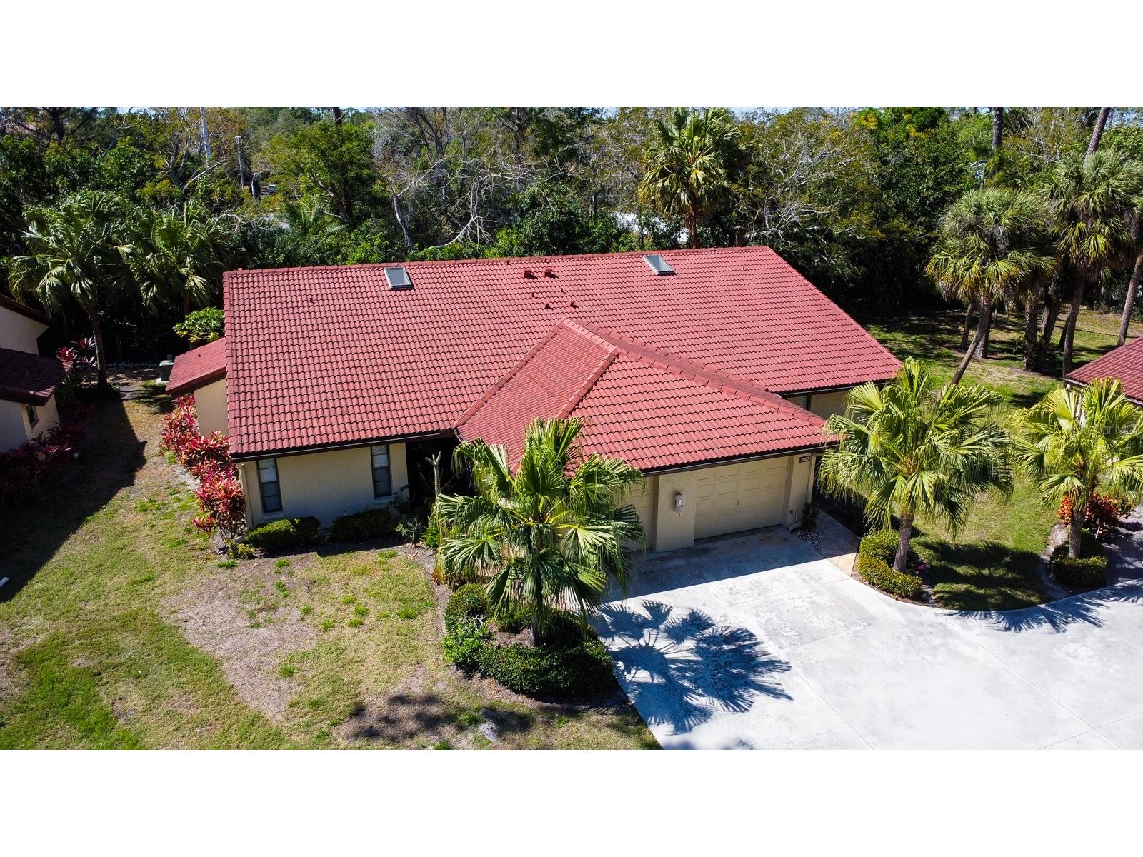3603 Pine Point Court #120 Sarasota FL 34238 A4695869 image1