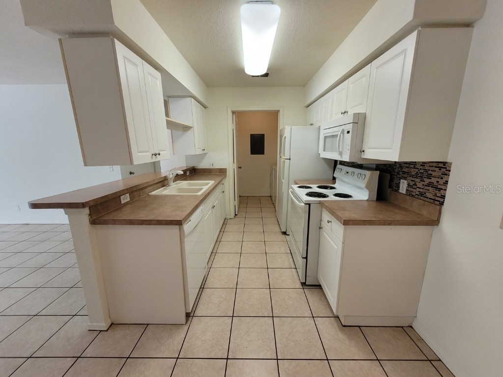 36037 Deer Creek Drive #102 Zephyrhills FL 33541 TB8450893 image7