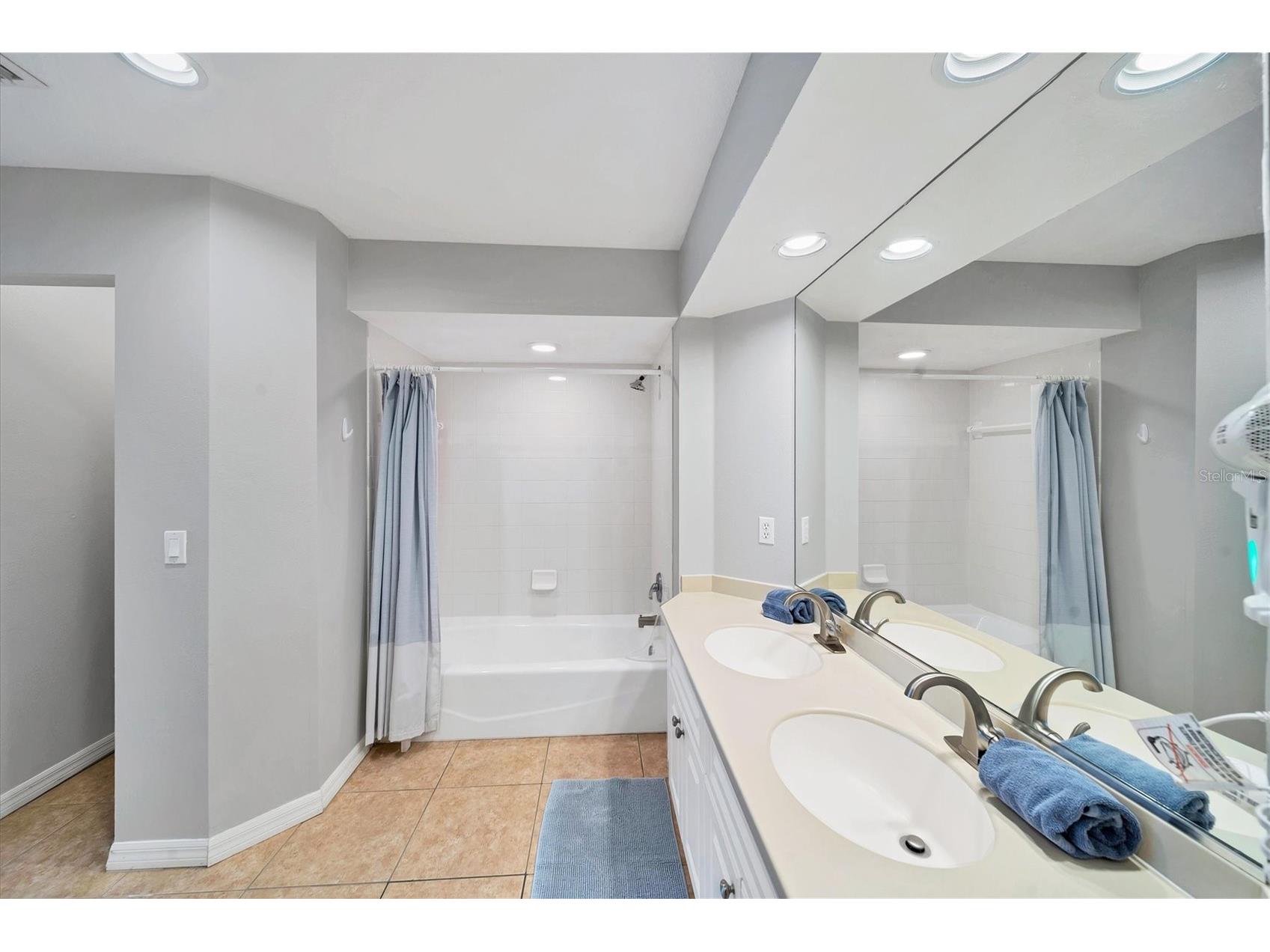 3604 54th Drive W #102 Bradenton FL 34210 A4688085 image17