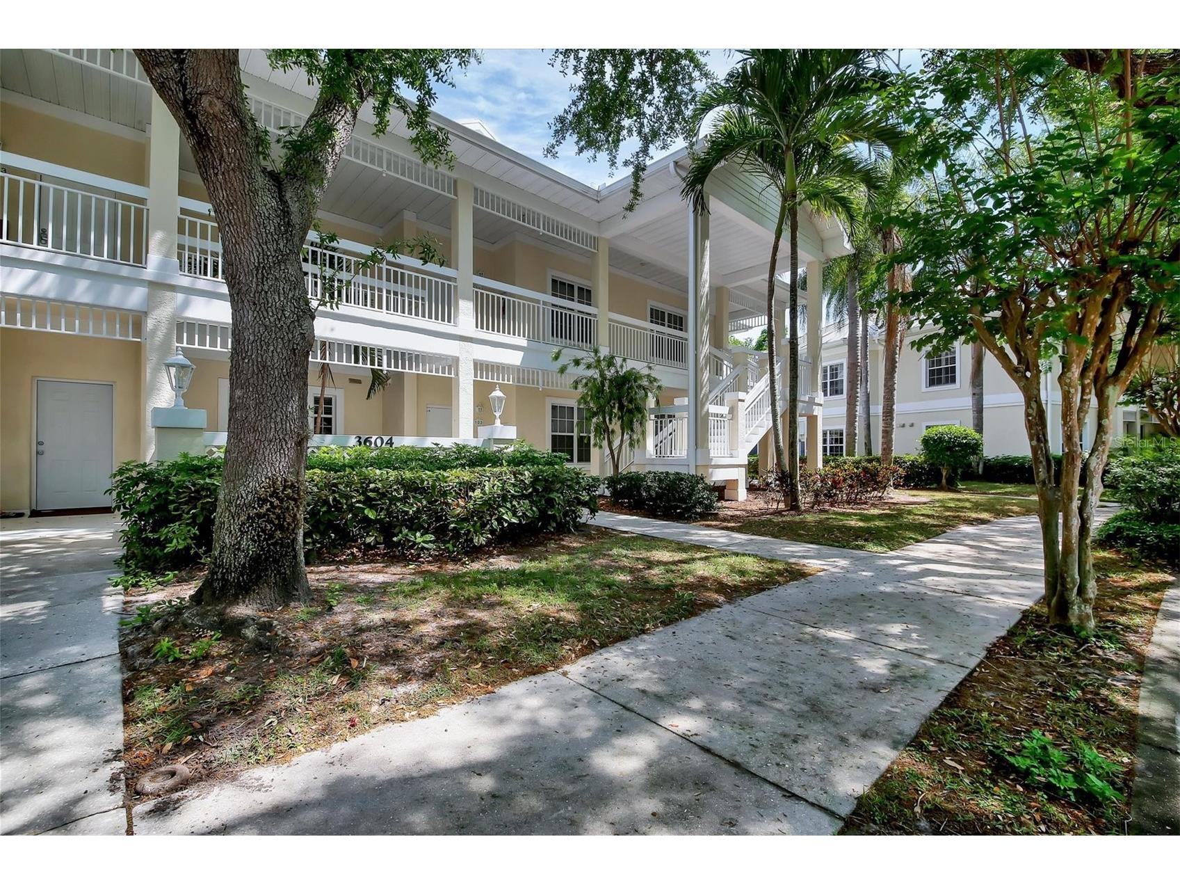 3604 54th Drive W #203 Bradenton FL 34210 A4688071 image2