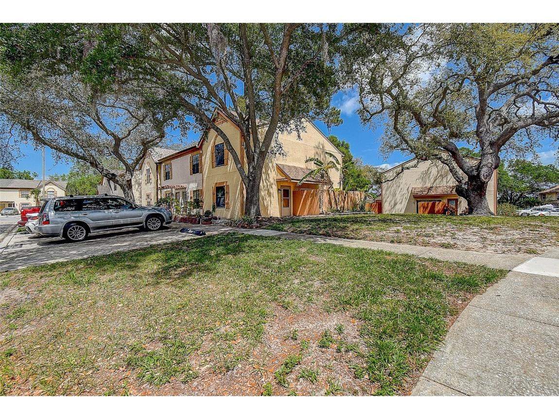 3604 Brigadoon Circle #3604 Clearwater FL 33759 TB8372265 image1